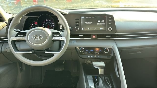 Used 2021 Hyundai Elantra SEL FWD image 7