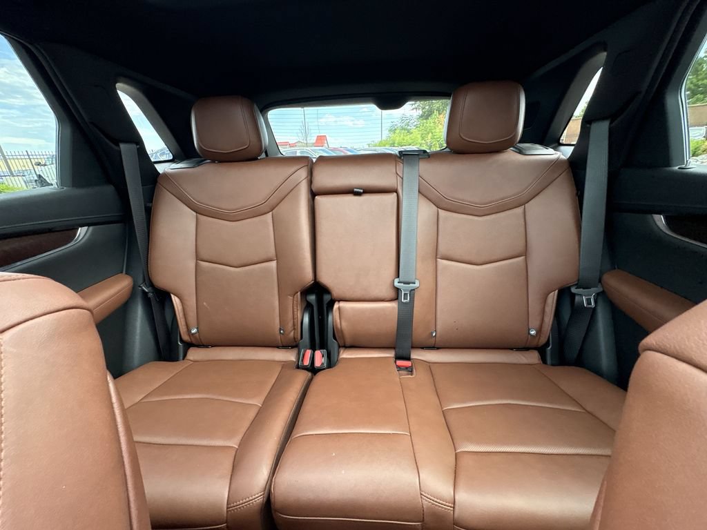 Used 2020 Cadillac XT5 Premium Luxury w/ LPO, Floor Liner Package FWD image 13