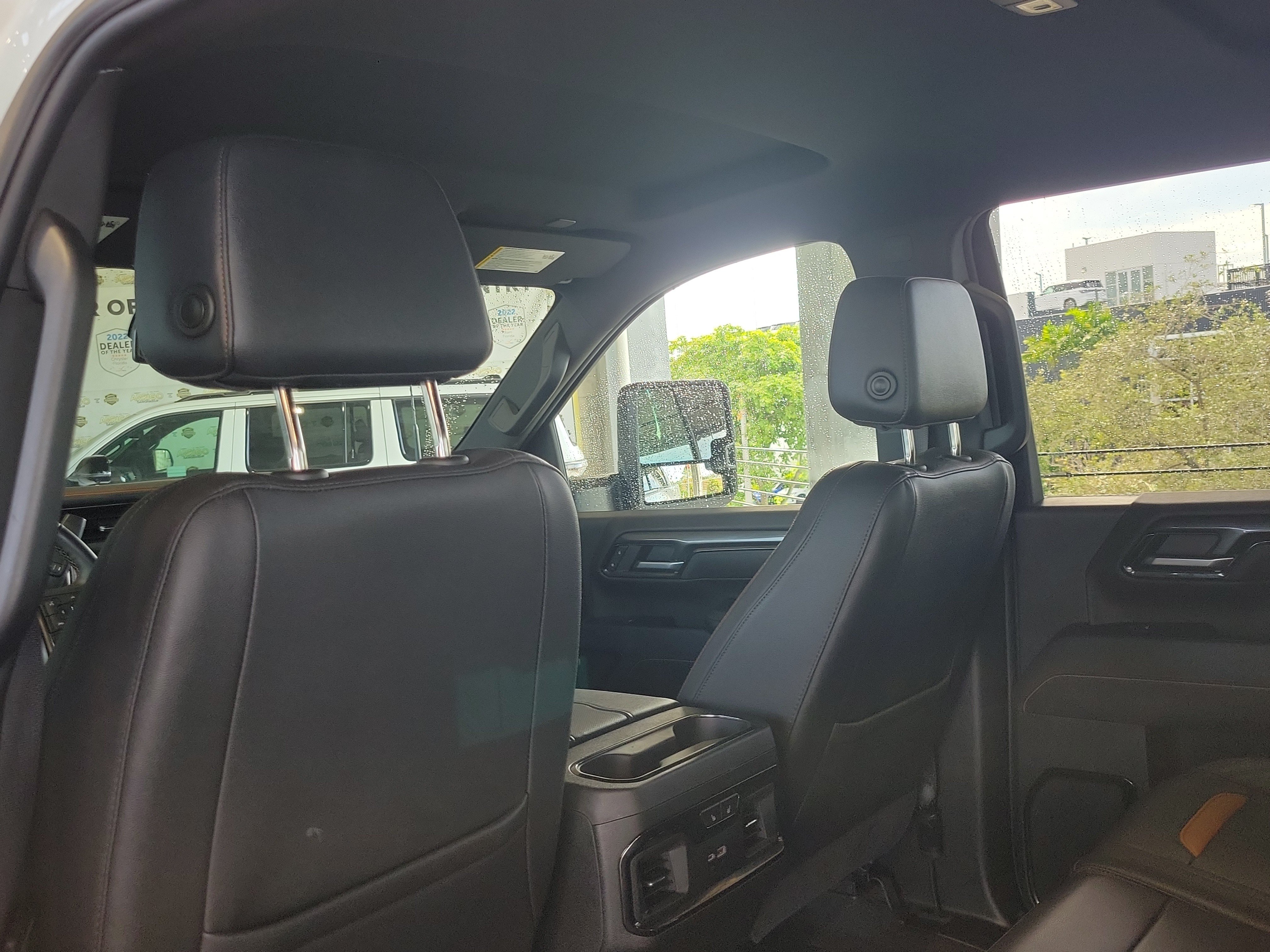 Used 2025 GMC Sierra 2500 AT4 AWD/4WD image 10
