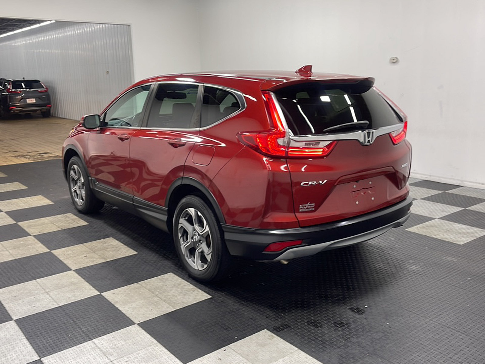 Used 2017 Honda CR-V EX-L image 16