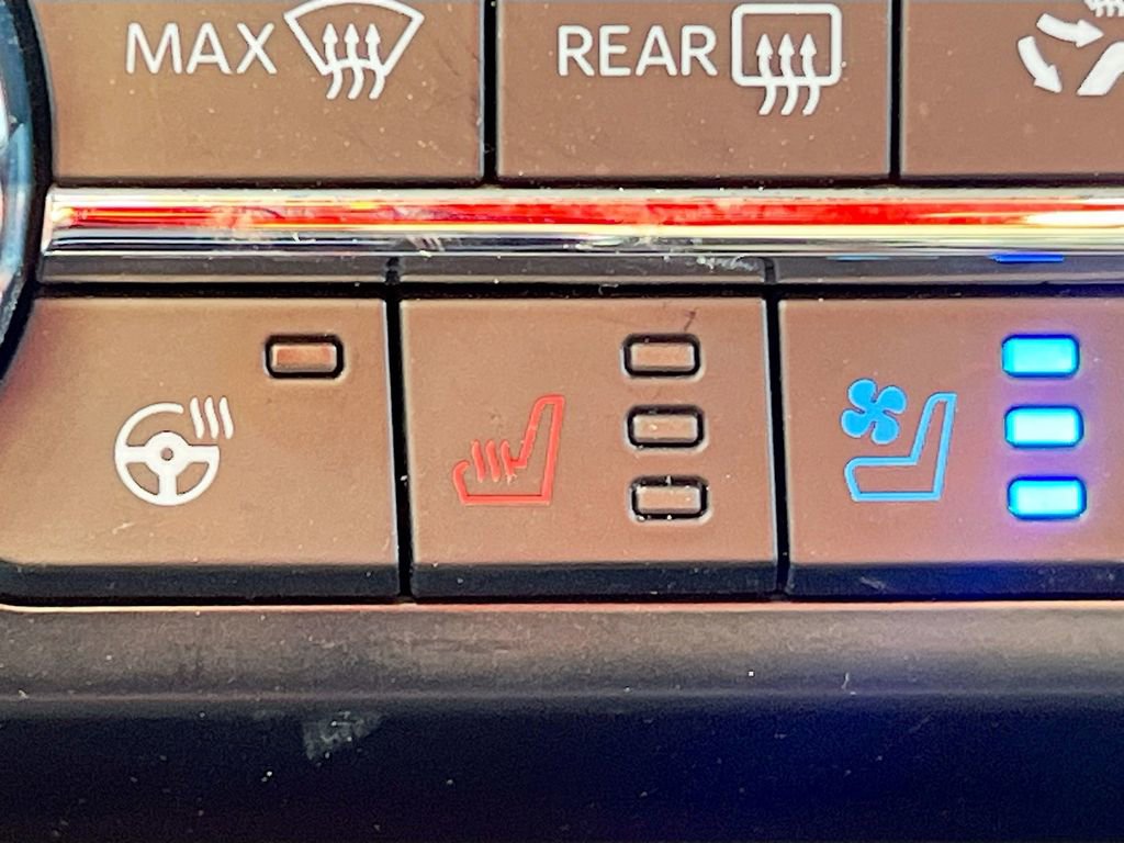 Used 2023 Ford F150 Lariat w/ Equipment Group 502A High image 21