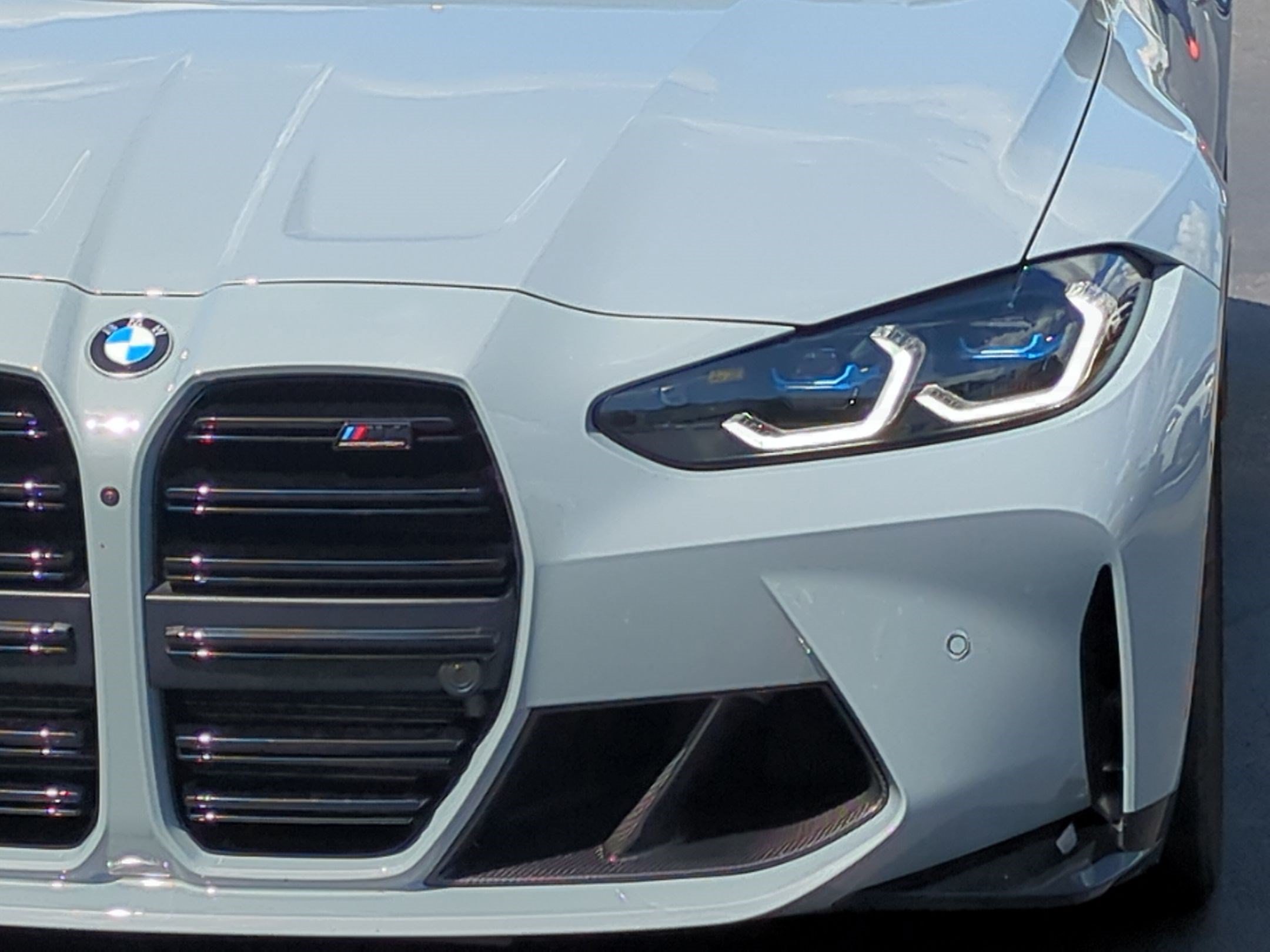 Used 2021 BMW M4 Competition w/ M Carbon Exterior Package RWD image 6