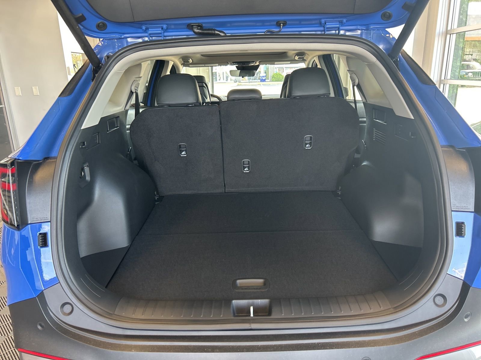 New 2026 Kia Sportage EX image 10