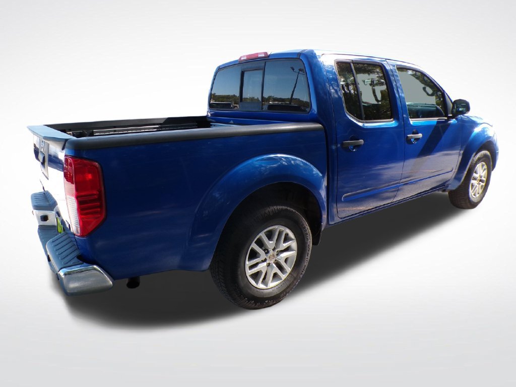 Used 2015 Nissan Frontier SV w/ SV Value Truck Package RWD image 7