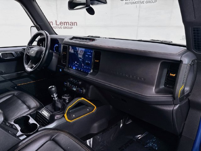 Certified 2024 Ford Bronco Badlands w/ Sasquatch Package AWD/4WD image 29