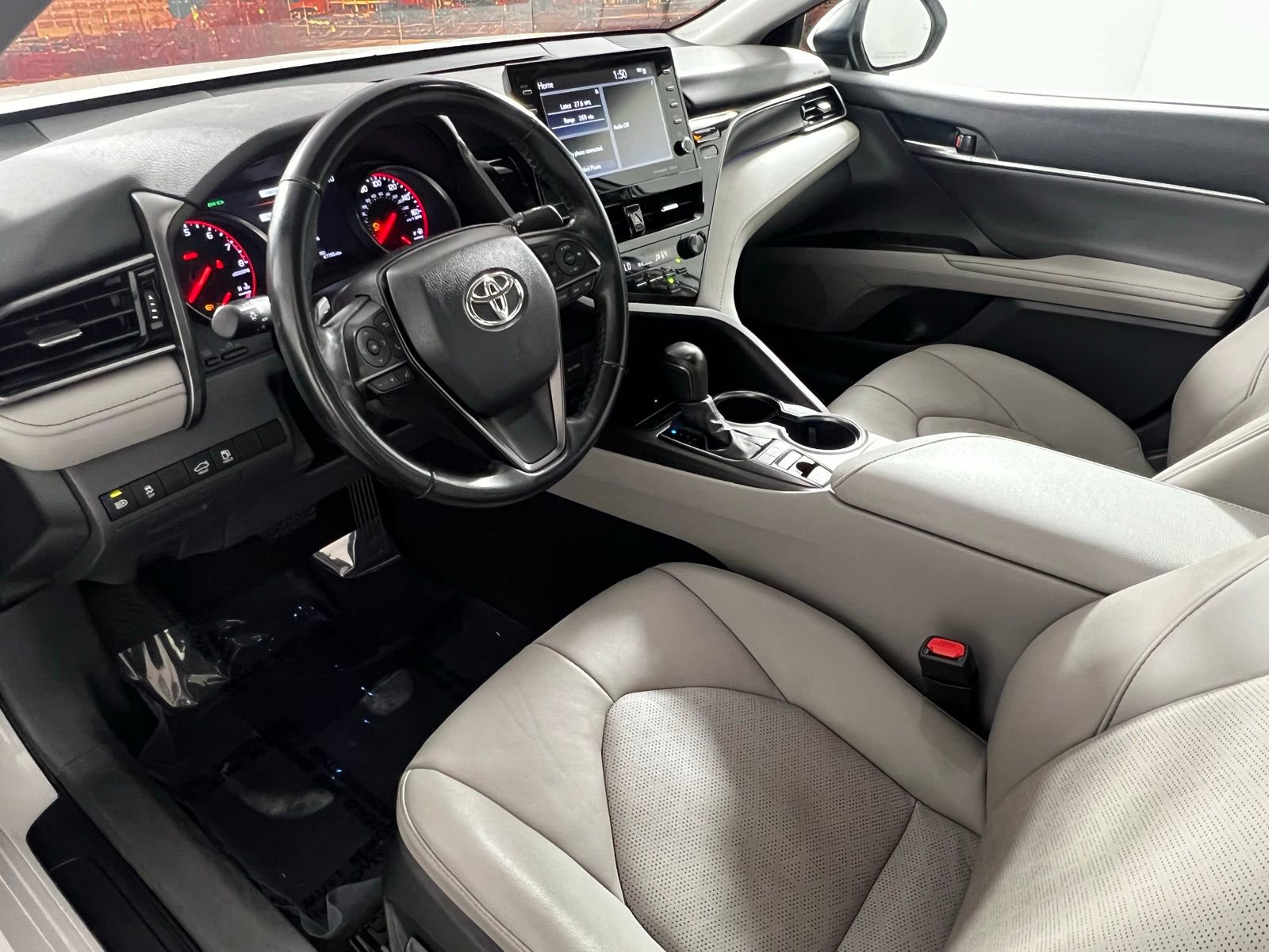 Used 2024 Toyota Camry XSE image 11