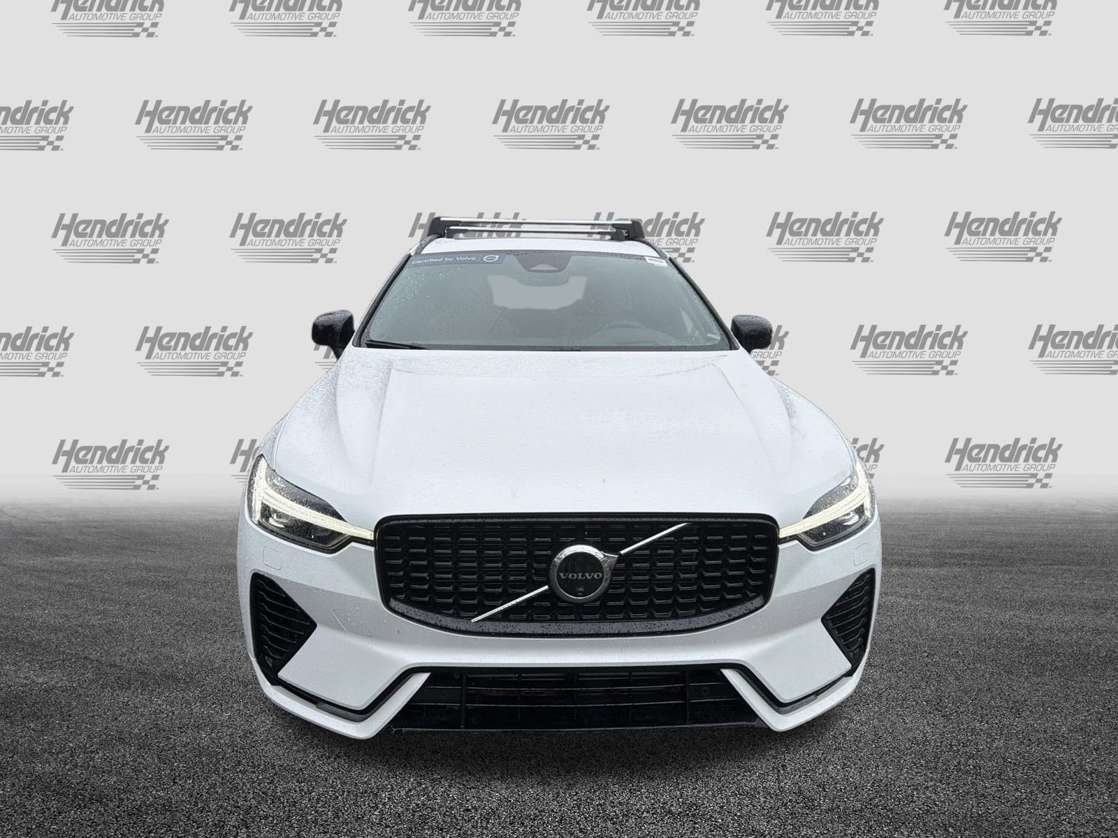 Certified 2024 Volvo XC60 T8 Ultimate w/ Climate Package image 3