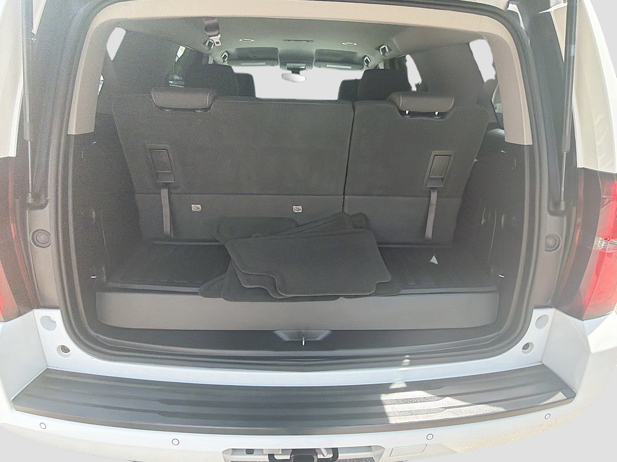 Used 2016 Chevrolet Tahoe LS w/ All-Season Package RWD image 26