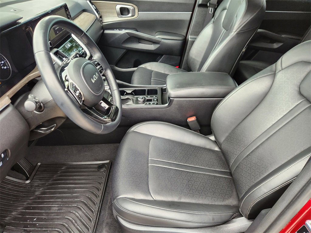 Used 2023 Kia Sorento EX w/ Panoramic Sunroof Package image 11