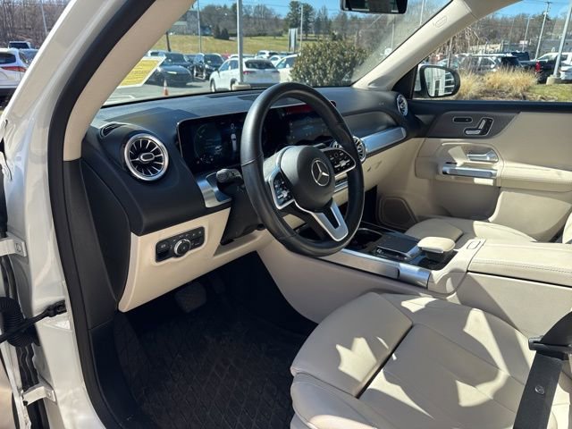 Used 2021 Mercedes-Benz GLB 250 4MATIC image 28