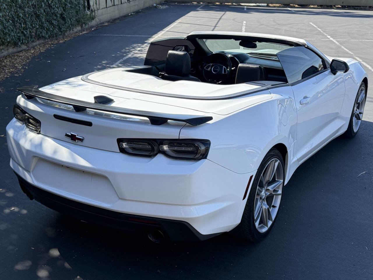 Used 2020 Chevrolet Camaro LT w/ RS Package RWD image 13