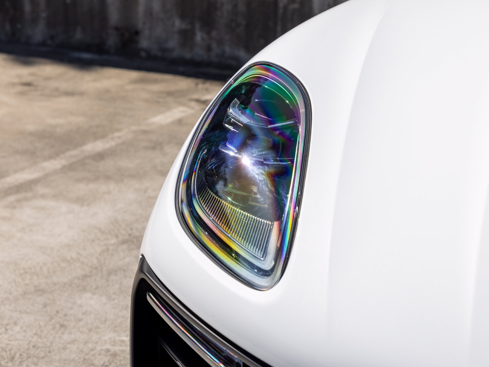 Certified 2026 Porsche Macan AWD/4WD image 14