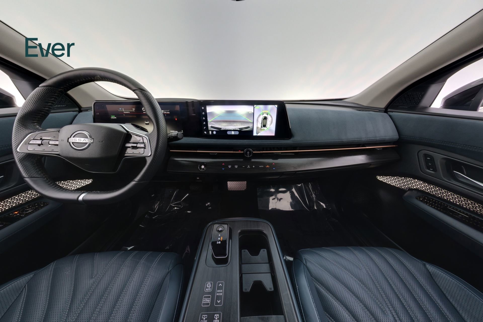 Used 2024 Nissan Ariya AWD image 26