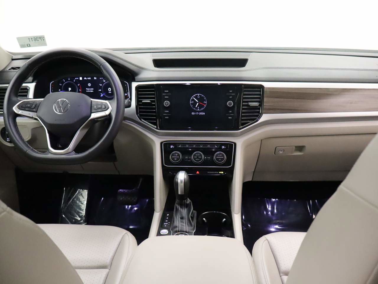 Used 2022 Volkswagen Atlas SEL image 13