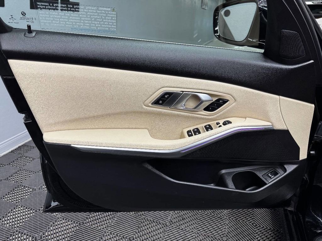 Used 2021 BMW 330i Sedan w/ Premium Package image 38