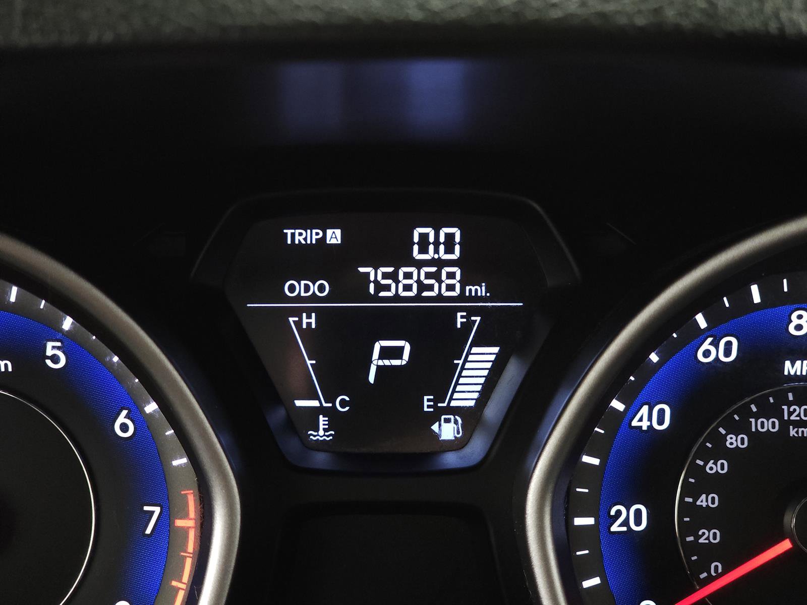 Used 2013 Hyundai Elantra GLS w/ Preferred Pkg FWD image 17