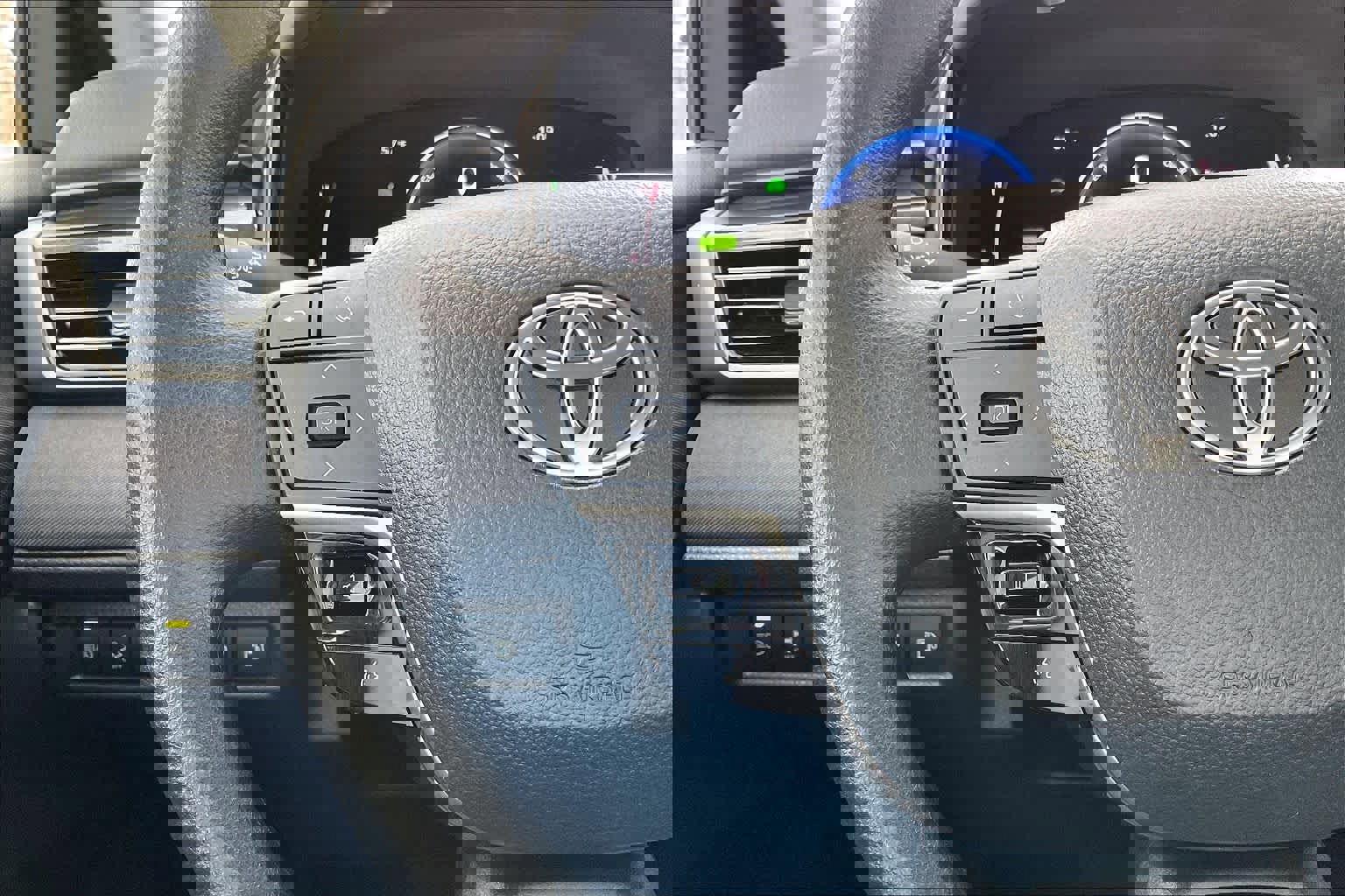 Used 2025 Toyota Camry SE image 22