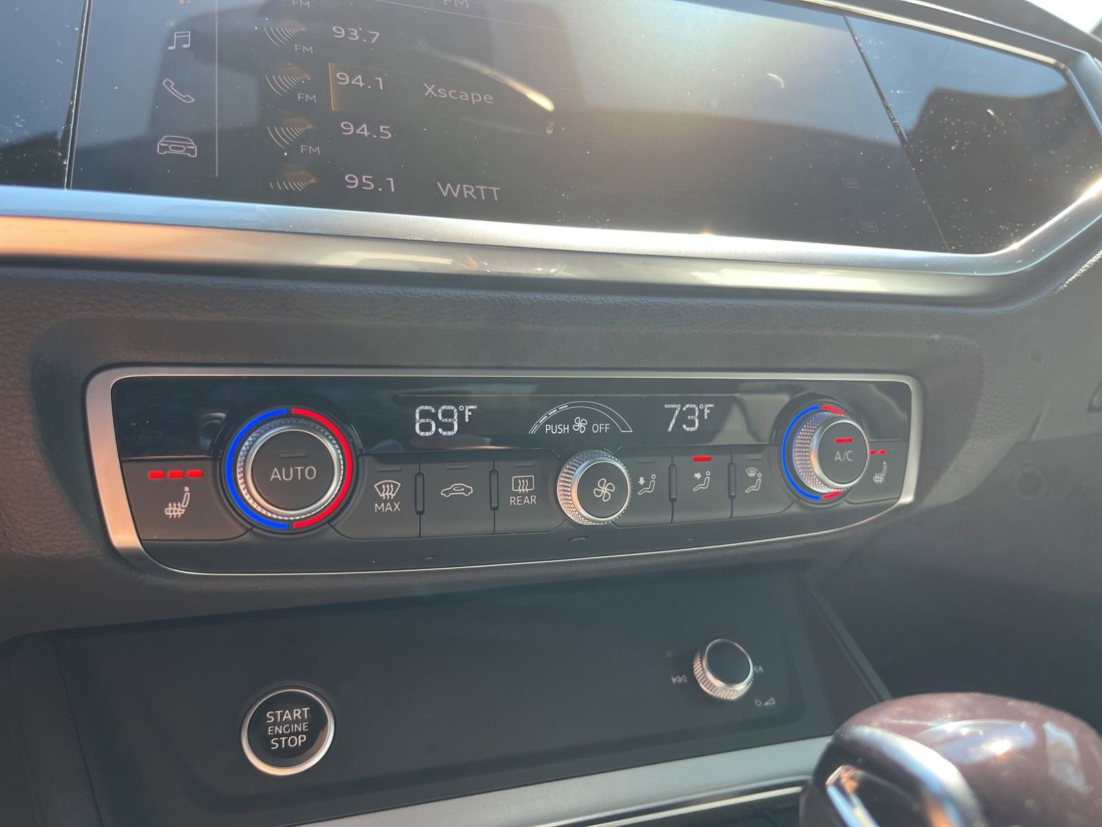 Used 2025 Audi Q3 2.0T Premium w/ Convenience Package image 25