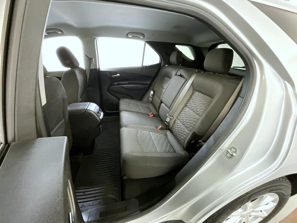 Certified 2018 Chevrolet Equinox LT FWD image 19