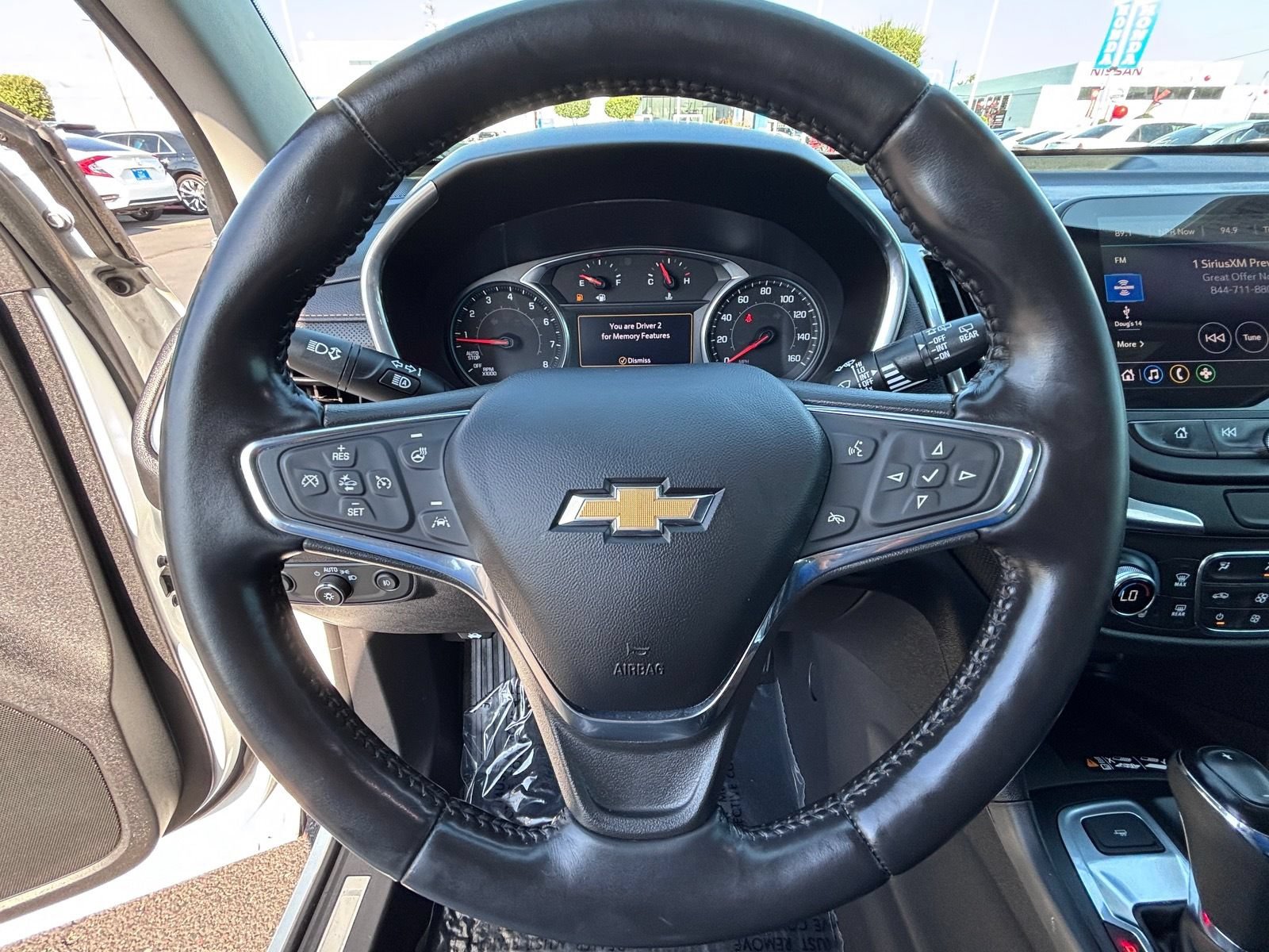 Used 2020 Chevrolet Equinox Premier FWD image 23