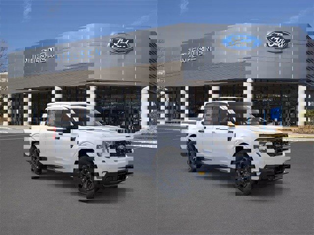 New 2025 Ford Maverick XLT image 7