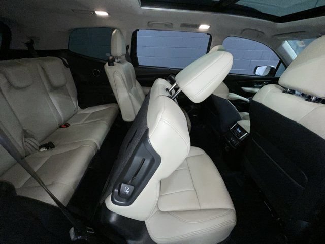 Used 2019 Subaru Ascent Limited AWD/4WD image 14