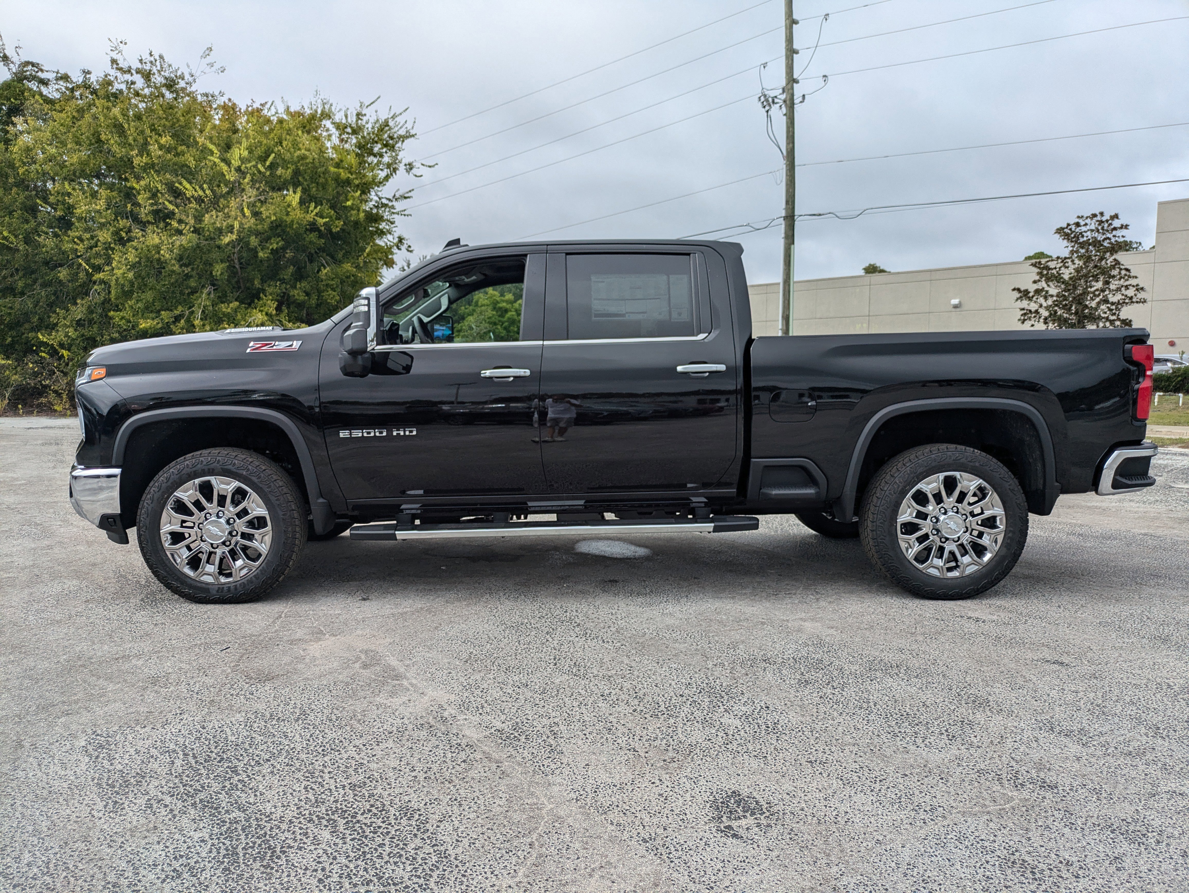 New 2026 Chevrolet Silverado 2500 LTZ w/ LTZ Premium Package image 4