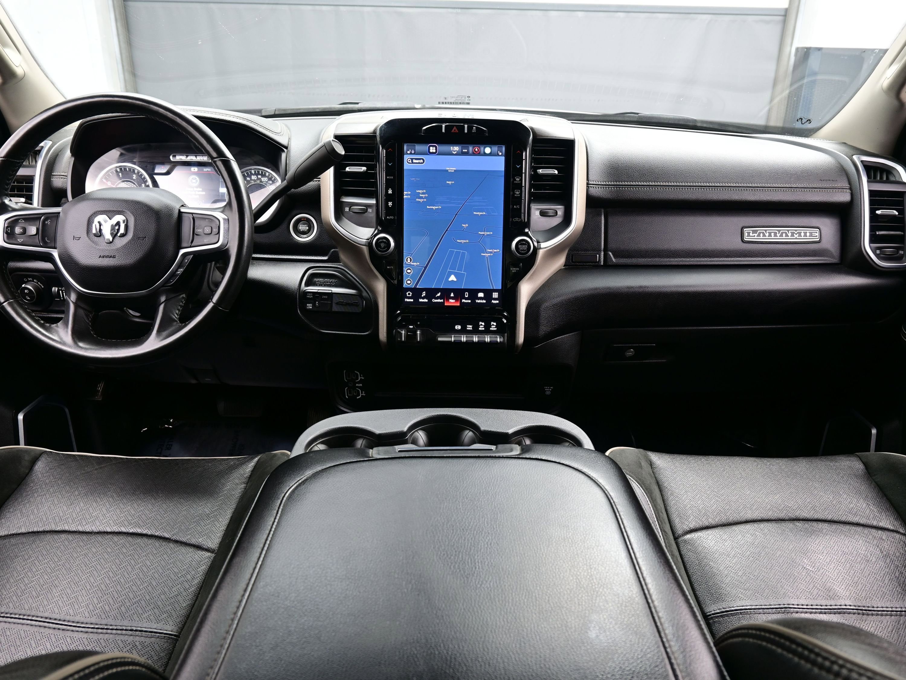 Used 2024 RAM 2500 Laramie image 16