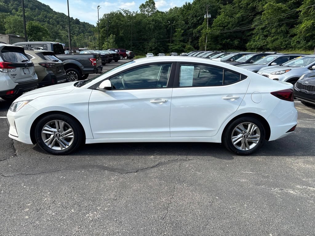 Used 2019 Hyundai Elantra SEL w/ Cargo Package FWD video 2