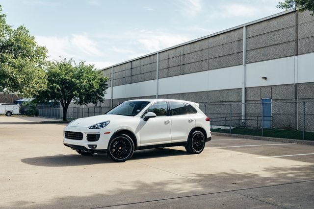 Used 2016 Porsche Cayenne S AWD/4WD image 28