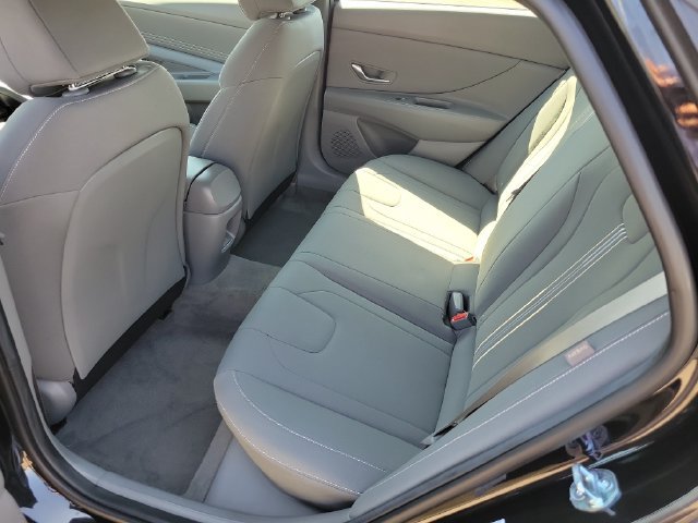 New 2026 Hyundai Elantra Sport FWD image 25