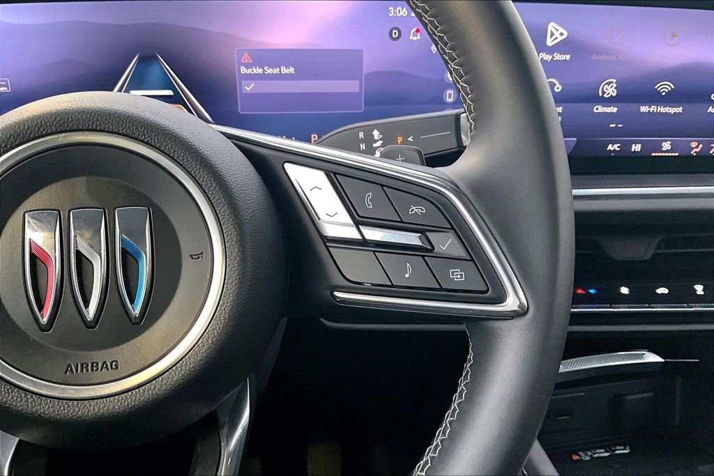 Certified 2025 Buick Envision Preferred image 14