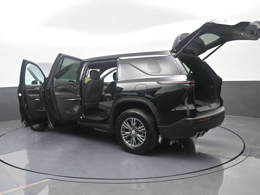 Used 2024 Chevrolet Traverse LS FWD image 84