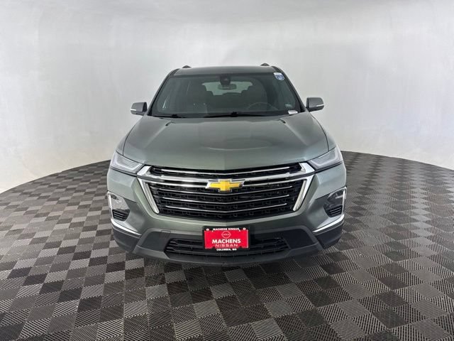 Used 2023 Chevrolet Traverse LT AWD/4WD image 2