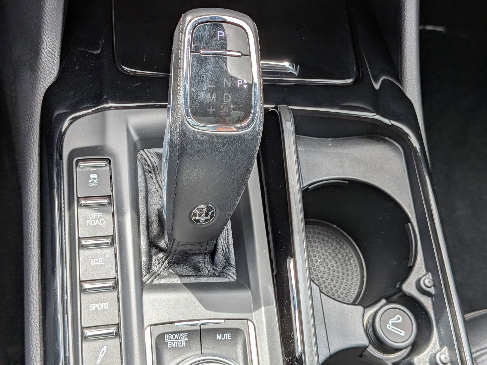 Used 2022 Maserati Levante GT image 26