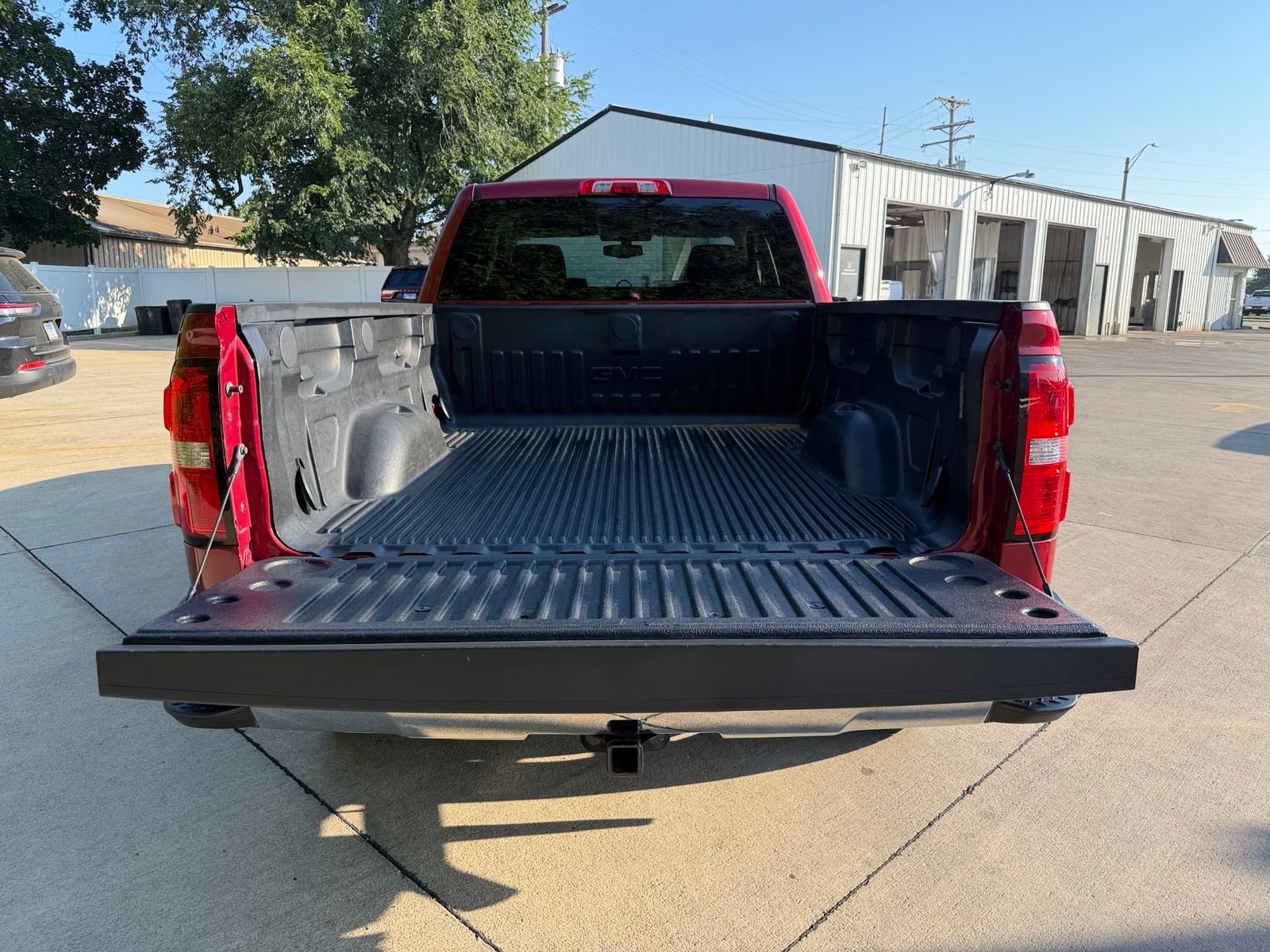 Used 2018 GMC Sierra 1500 SLE w/ SLE Value Package AWD/4WD image 34