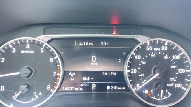 Used 2024 Nissan Pathfinder S image 15