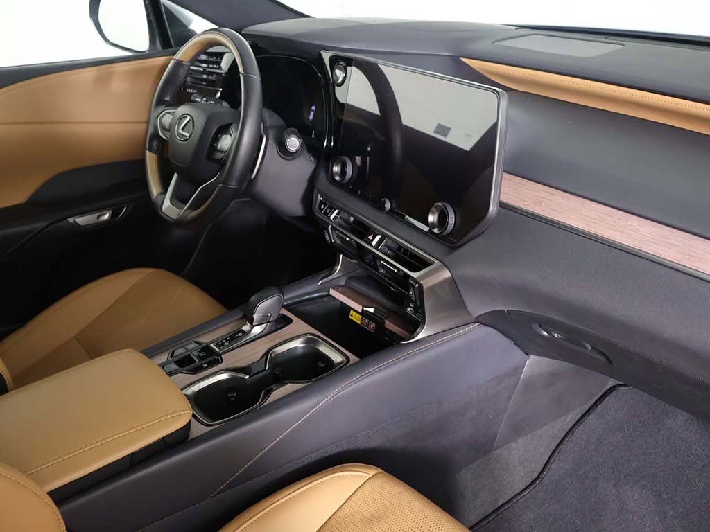 Used 2024 Lexus RX 350 w/ Convenience Package image 31