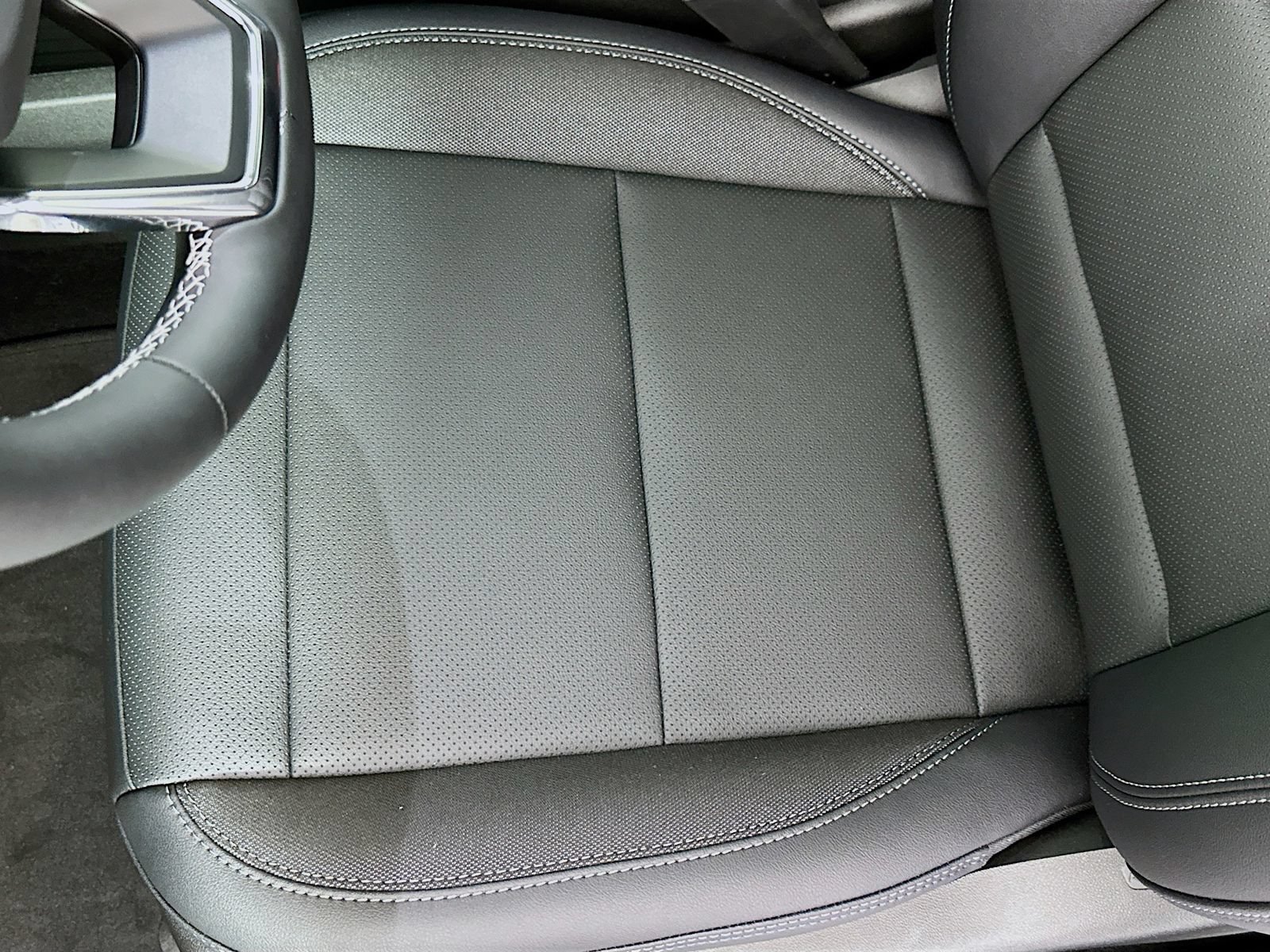New 2026 Chevrolet Equinox EV LT FWD image 20