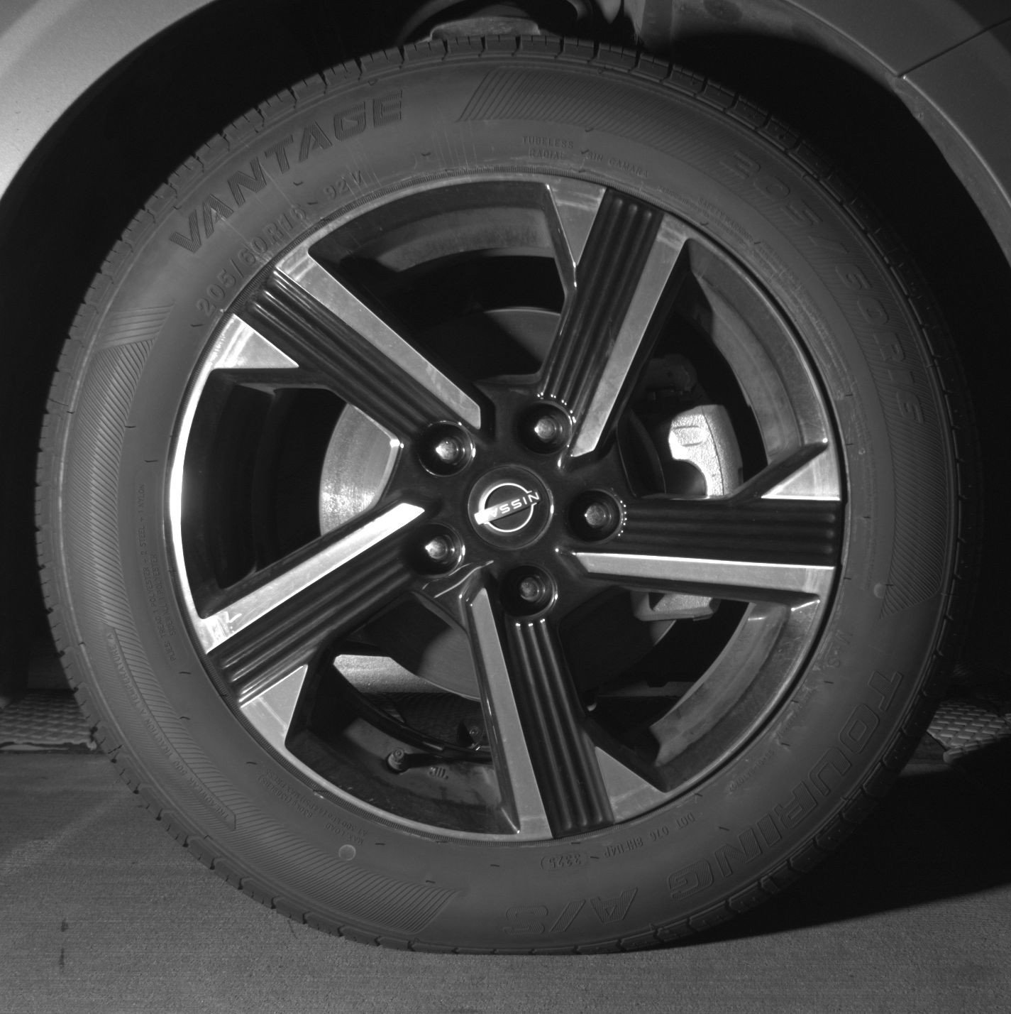 Used 2025 Nissan Sentra SV image 13