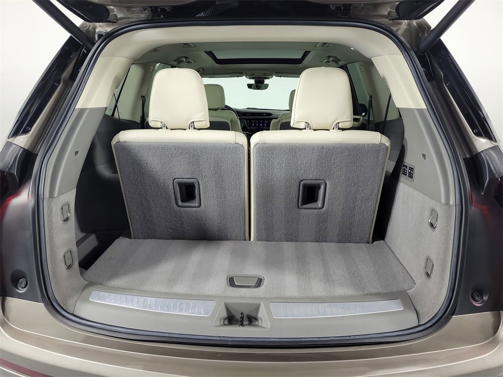 Certified 2023 Cadillac XT6 Premium Luxury w/ Technology Package image 8