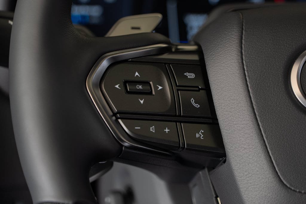 New 2026 Lexus LX 700h Luxury AWD/4WD image 28