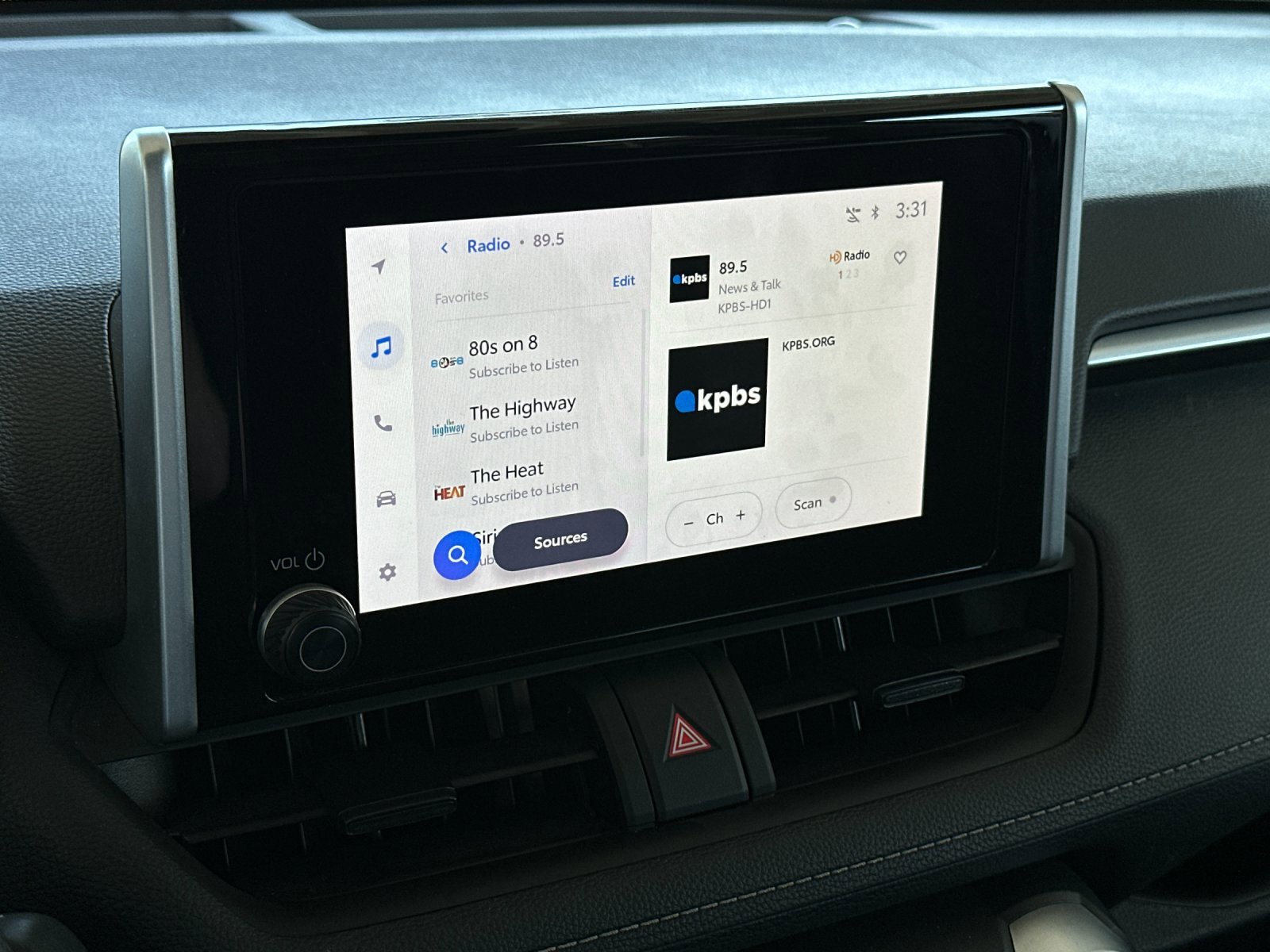 Used 2024 Toyota RAV4 XLE image 16