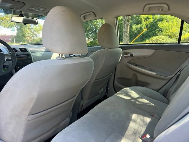 Used 2010 Toyota Corolla LE w/ All Weather Guard Pkg FWD image 14