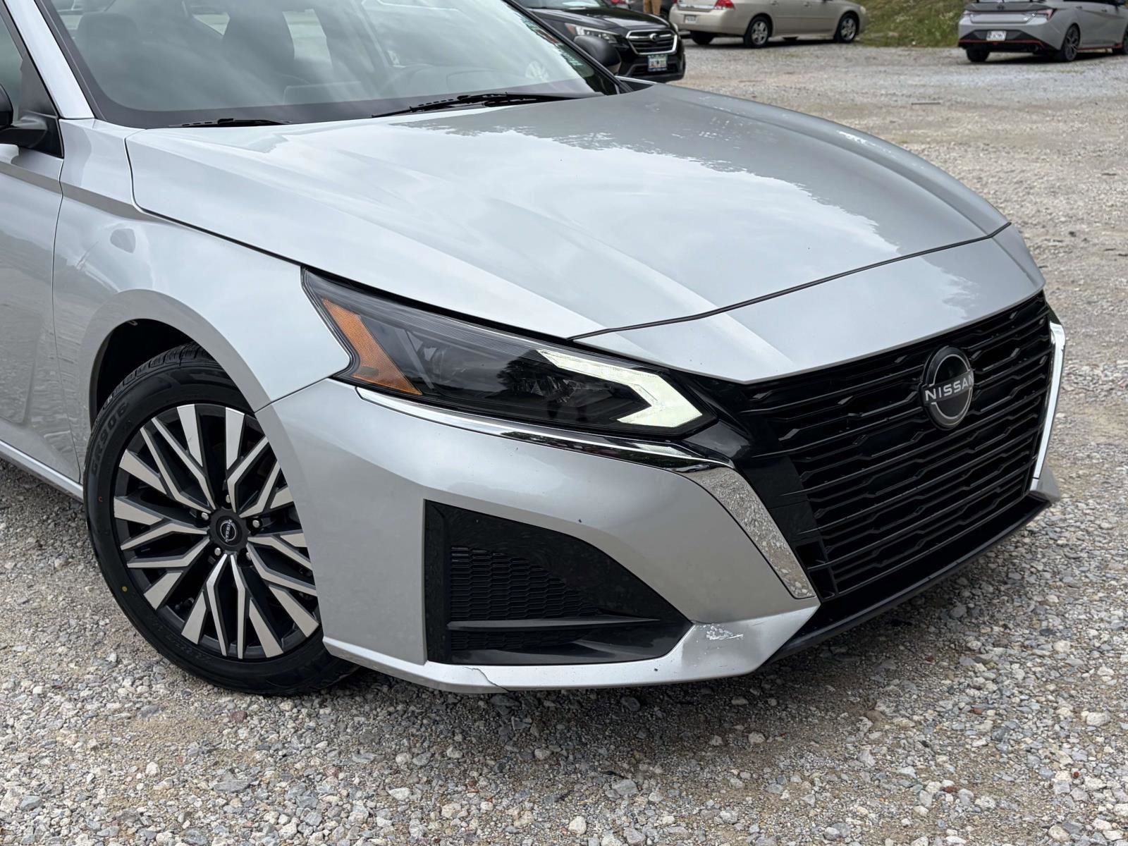 Used 2024 Nissan Altima 2.5 SV FWD image 29