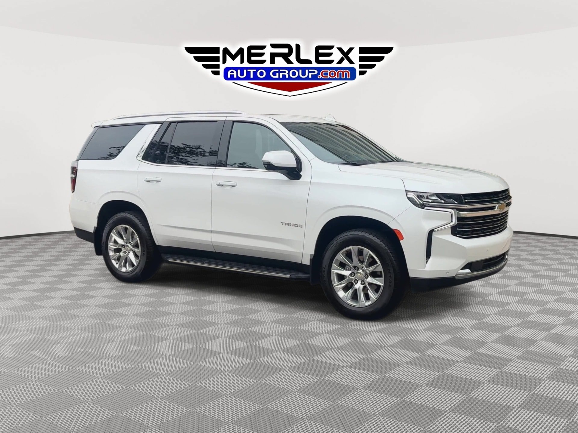 Used 2022 Chevrolet Tahoe LT w/ LT Signature Package AWD/4WD image 2