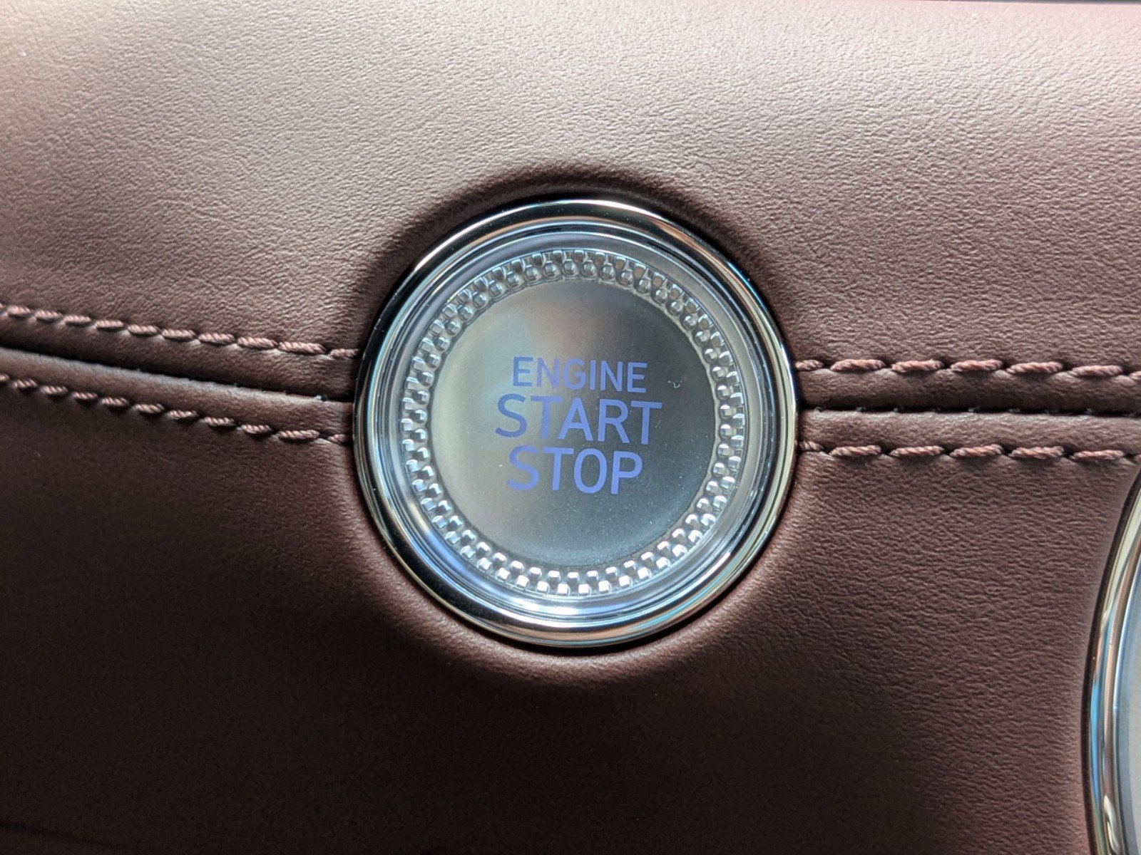 New 2025 Genesis G90 3.5T image 27