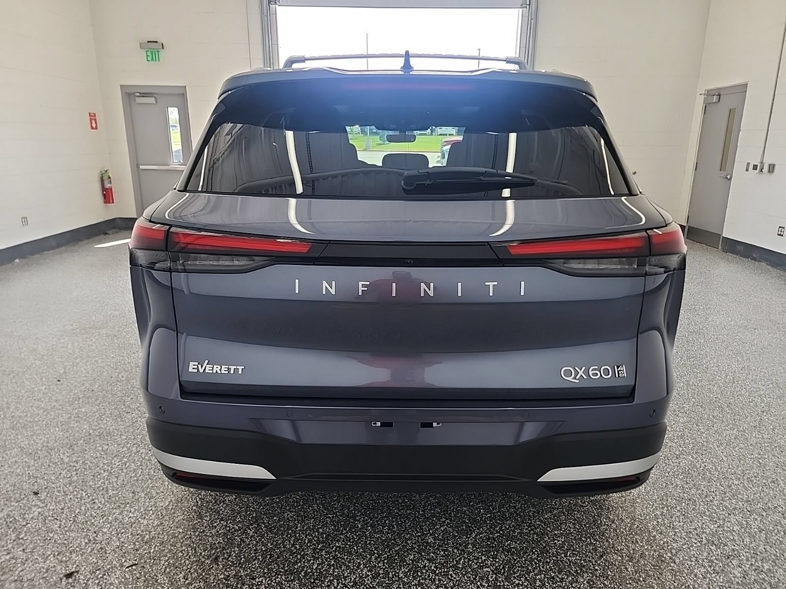Certified 2026 INFINITI QX60 Luxe w/ Cargo Package AWD/4WD image 4