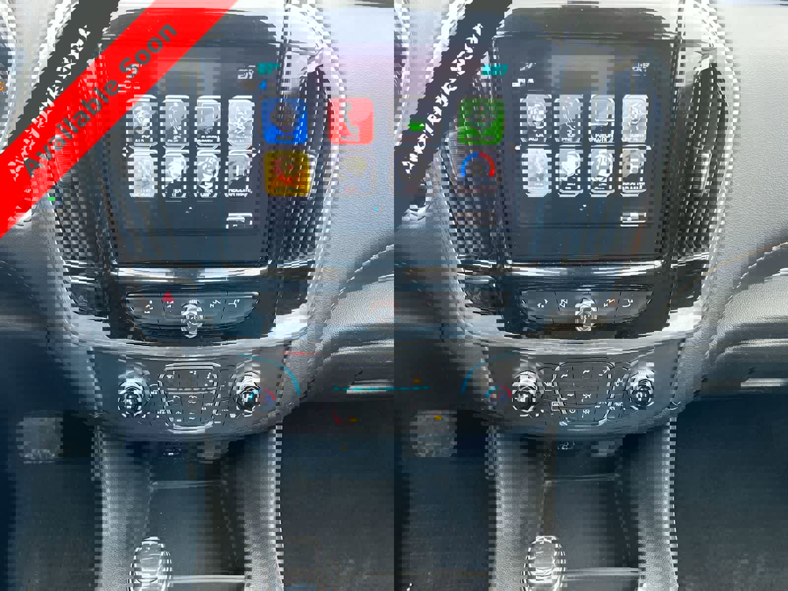 Used 2018 Chevrolet Traverse LT w/ LPO, Floor Liner Package image 27