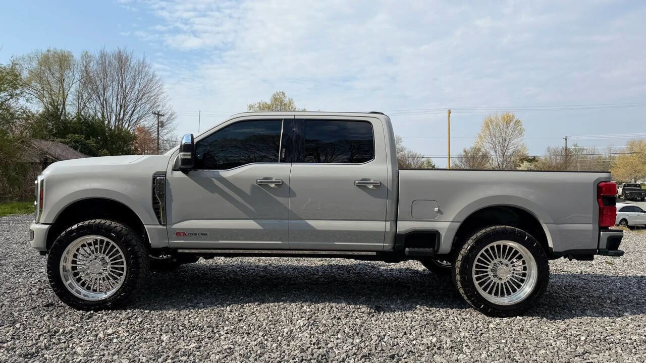 Used 2026 Ford F250 Platinum w/ Platinum Plus Package image 4